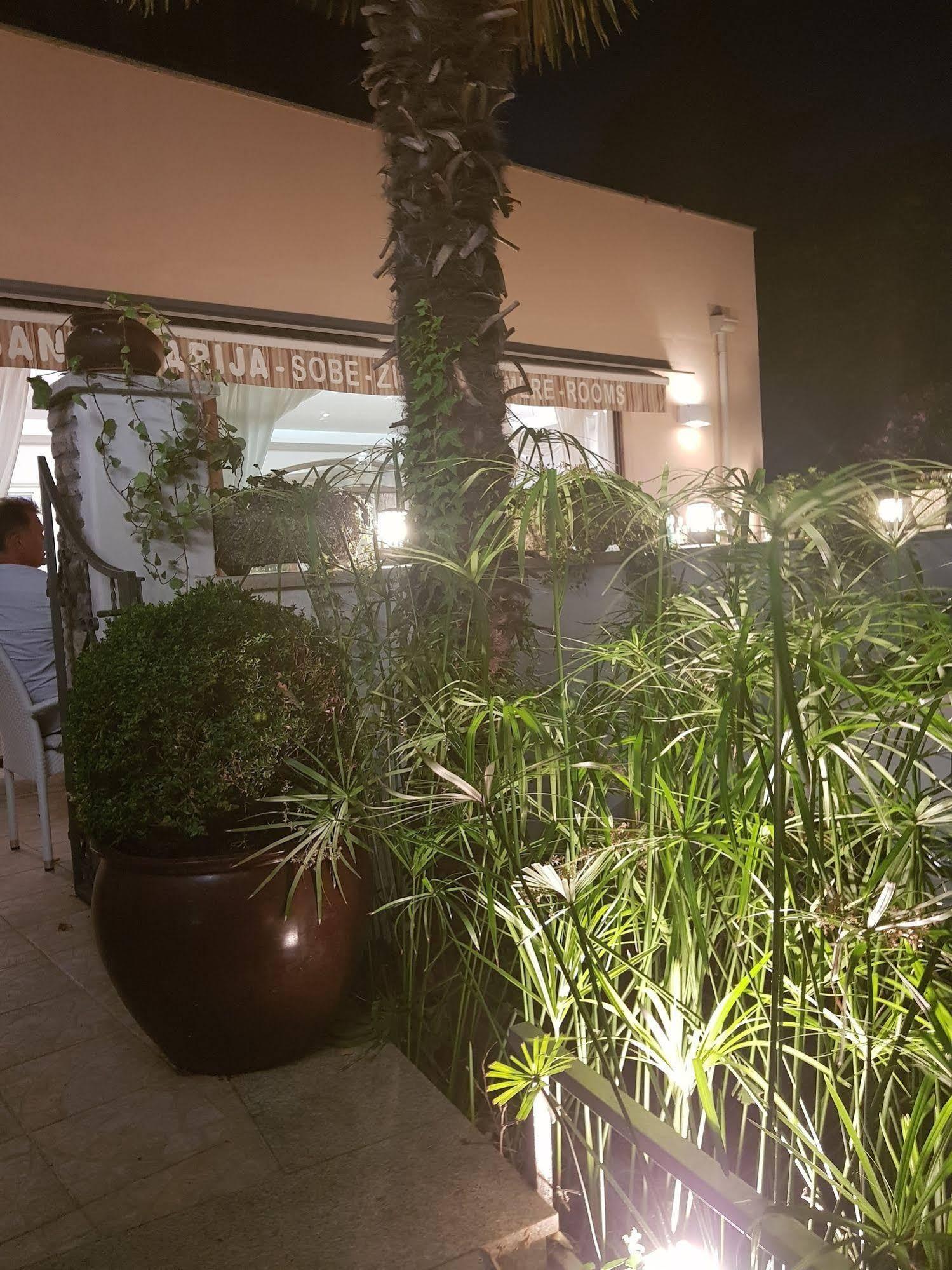 Boutique Hotel Santa Maria Novigrad  Ngoại thất bức ảnh