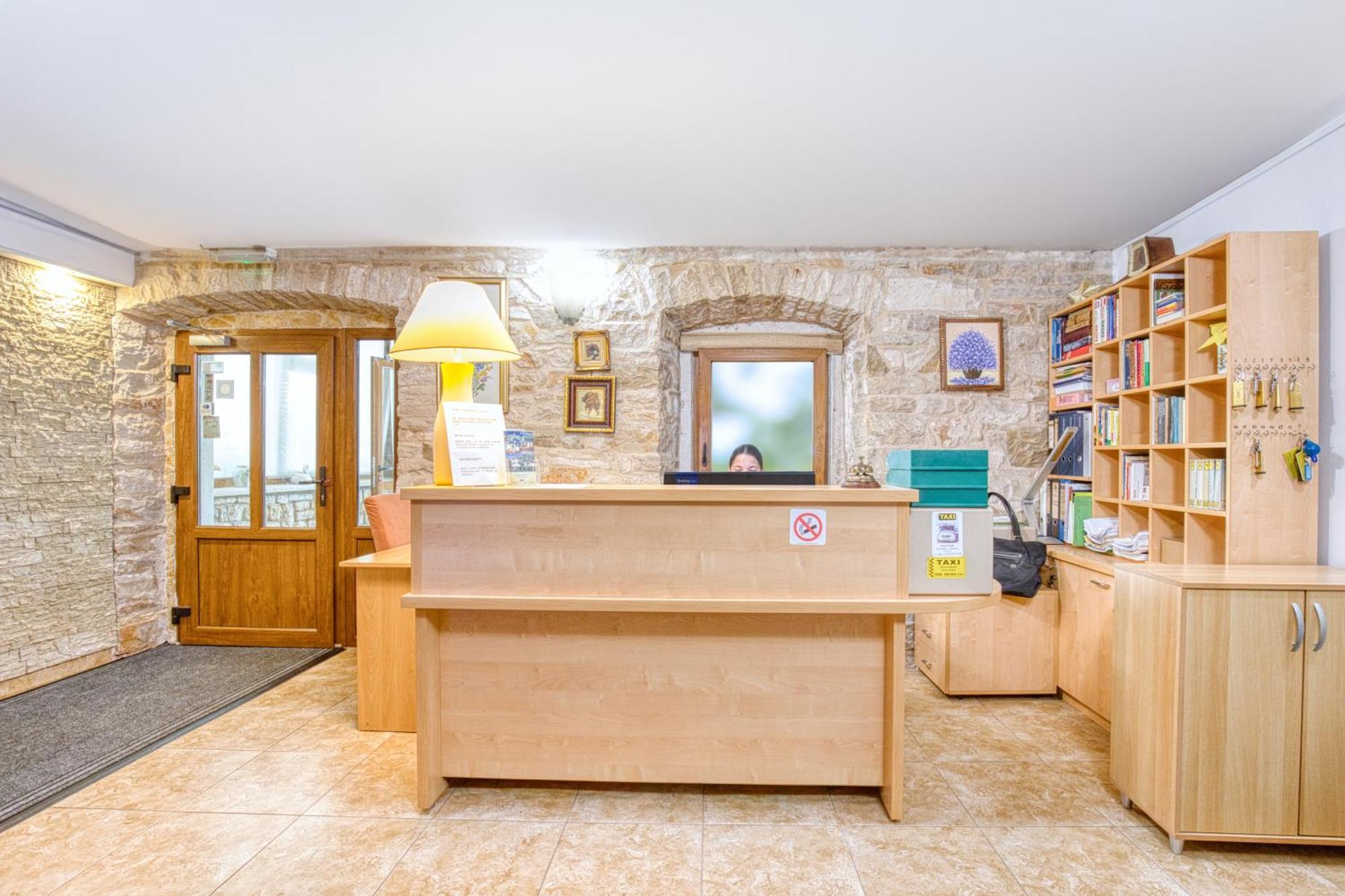 Boutique Hotel Santa Maria Novigrad  Ngoại thất bức ảnh