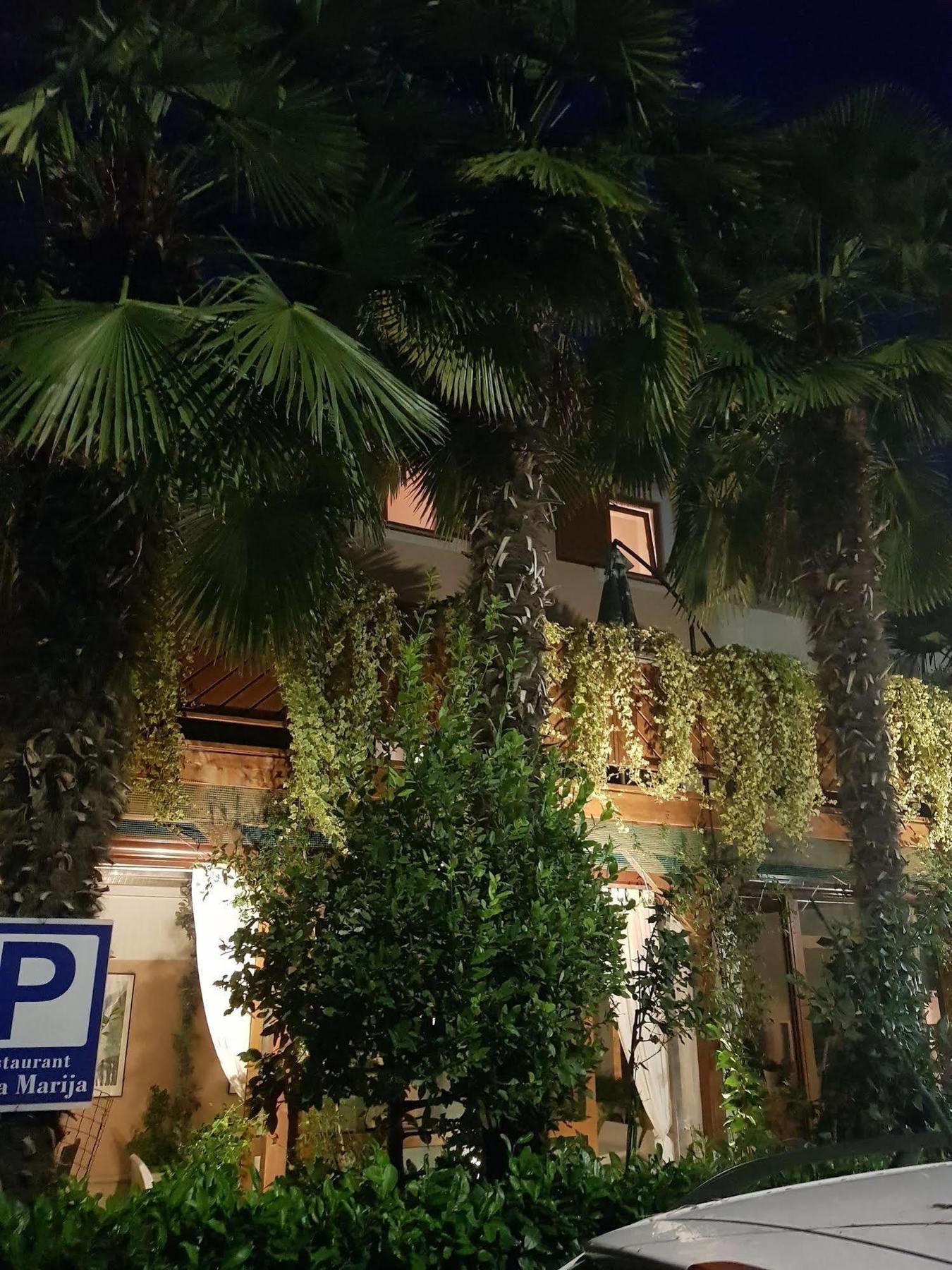 Boutique Hotel Santa Maria Novigrad  Ngoại thất bức ảnh