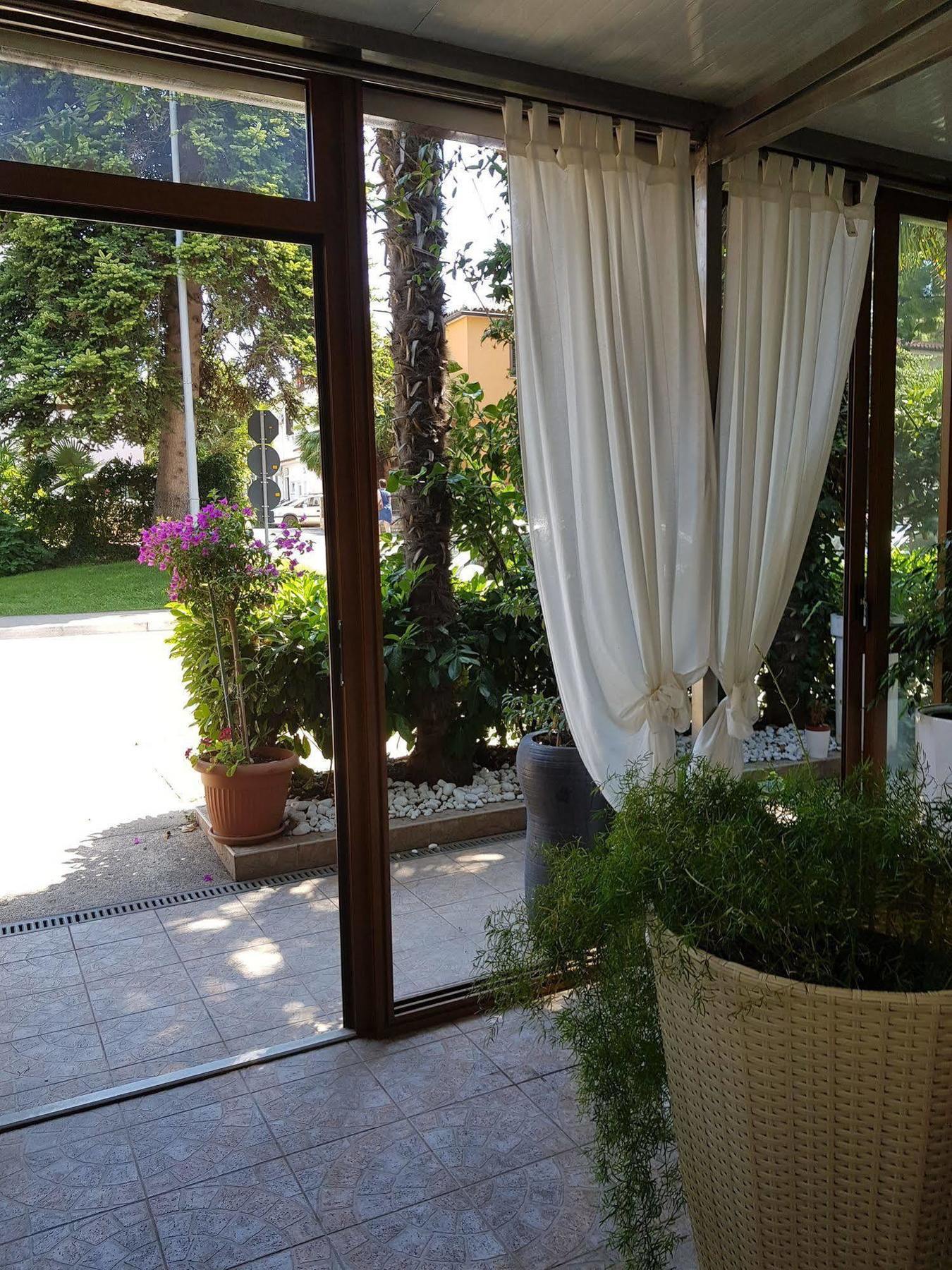 Boutique Hotel Santa Maria Novigrad  Ngoại thất bức ảnh