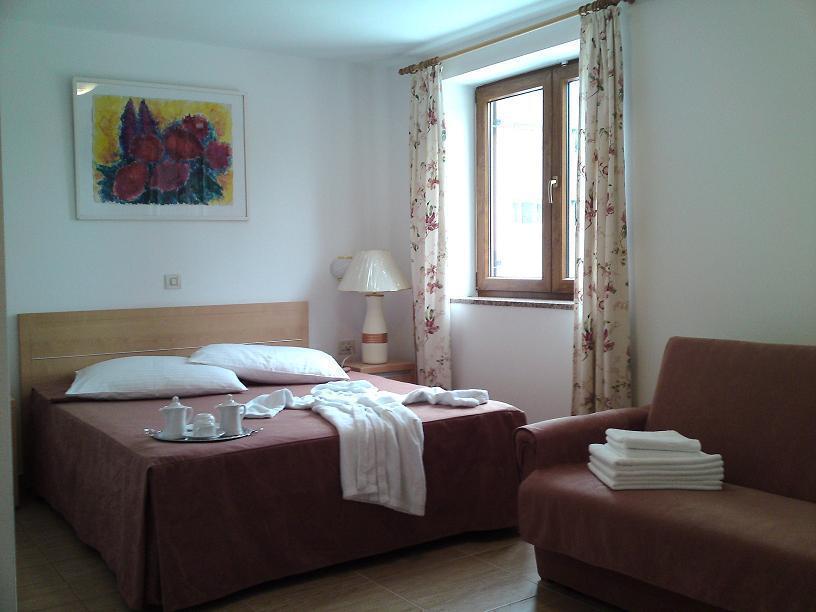 Boutique Hotel Santa Maria Novigrad  Phòng bức ảnh