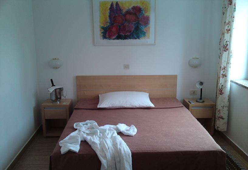 Boutique Hotel Santa Maria Novigrad  Phòng bức ảnh